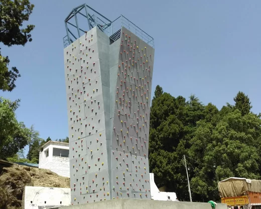 climbing wall builders for army