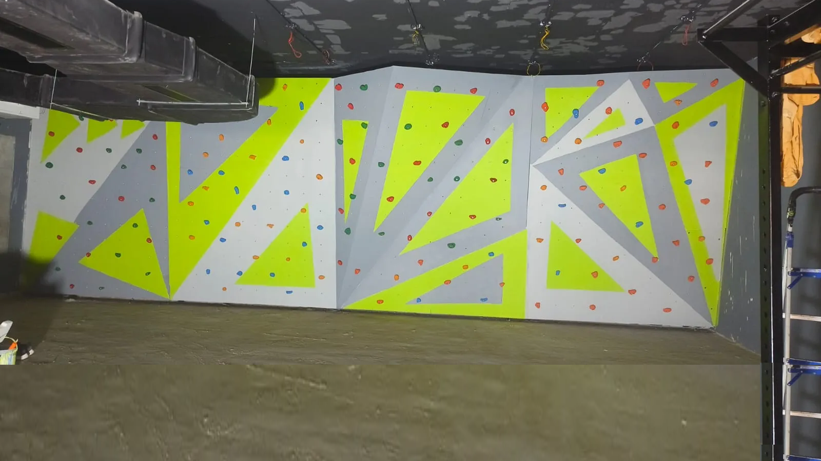 Bouldering Wall