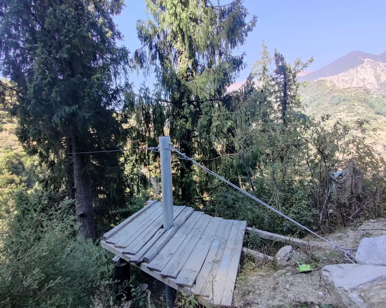 Low budget pole only zipline built @ Himachal Pradesh
